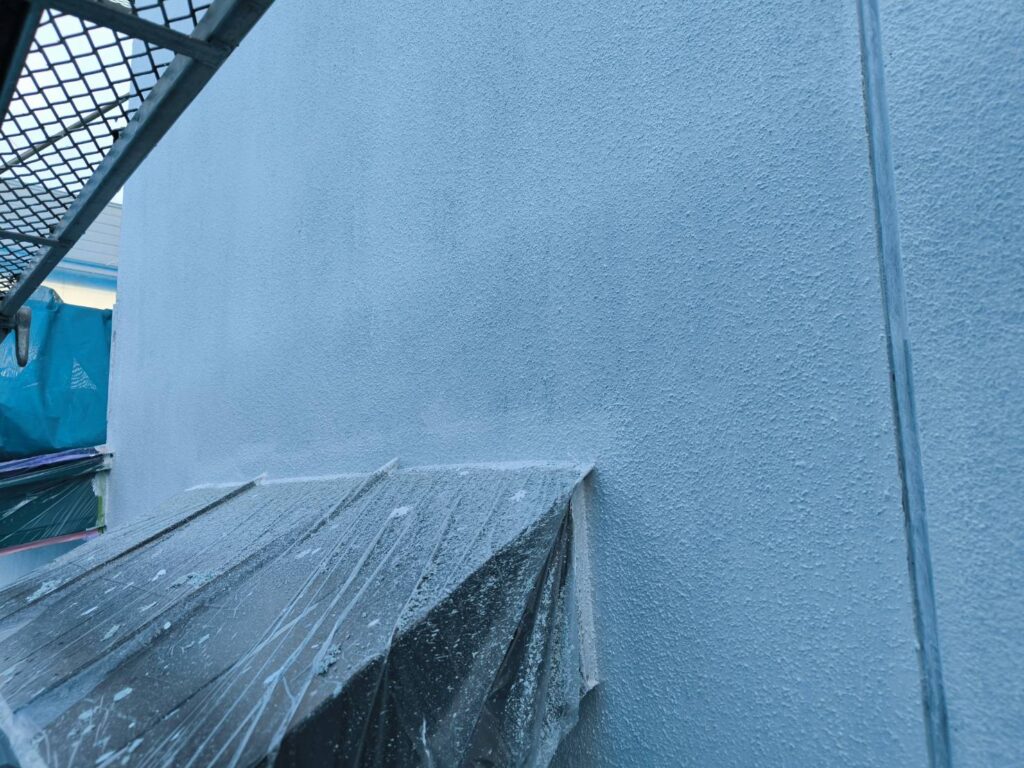 黒石市 S様邸 外壁塗装工事完結｜雪害補修から3回塗り仕上げまで丁寧に施工